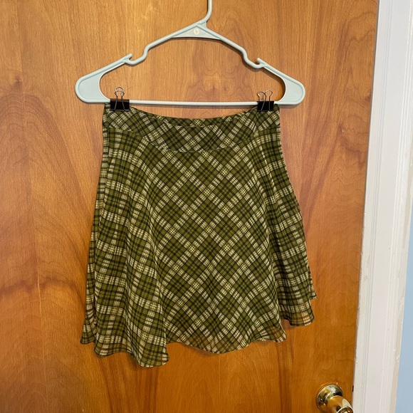 Urban outfitters circle skirt mini skirt. Size small. Gently worn. - Picture 5 of 5